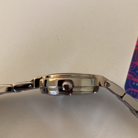 Ladies stainless steel watch, quartz movement - Picture 7 of 7